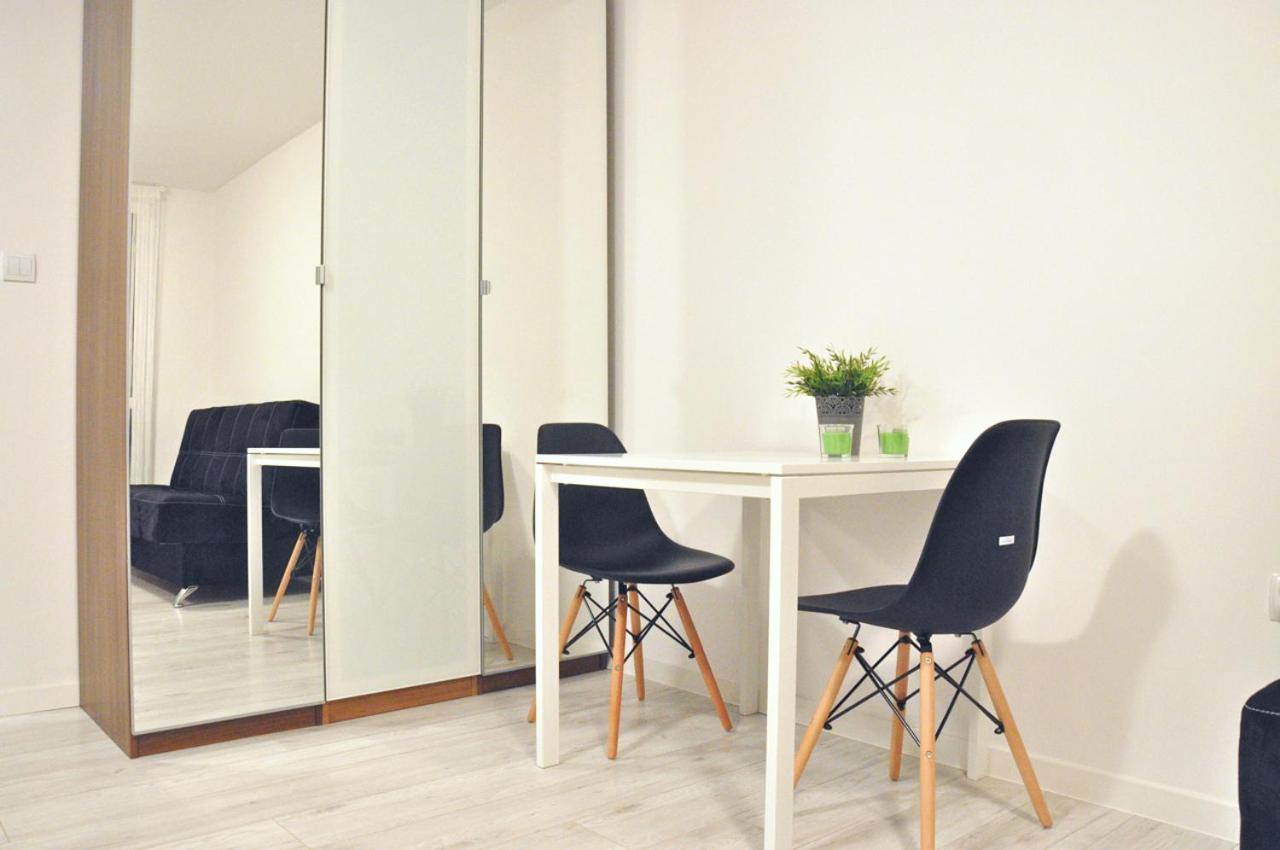 Nice And Comfy Studio Close To Old Town And Metro. Warszawa Exteriör bild